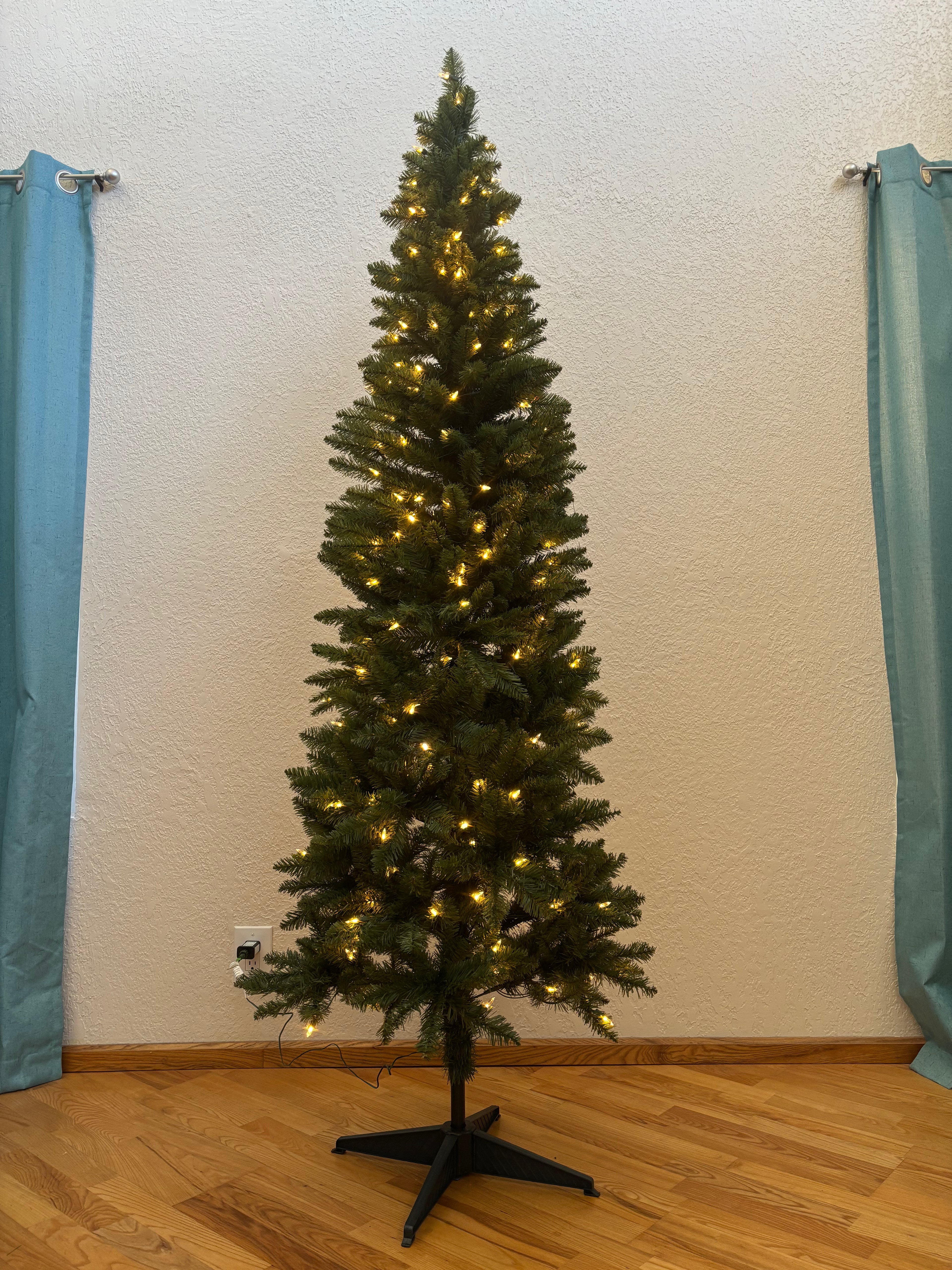 7 ft. Slim, Pre-lit (Warm White) - Artificial Rental